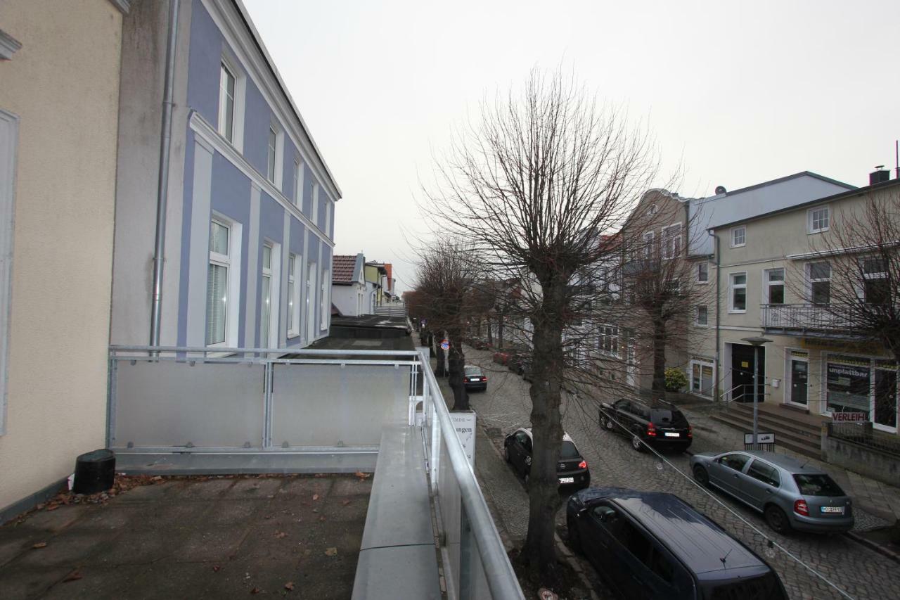 Ferienwohnung In Warnemuende, Friedrich-Franz-Strasse 11 Rostock Eksteriør bilde